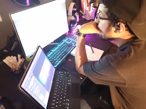 Cris - Sentry Vector Lead